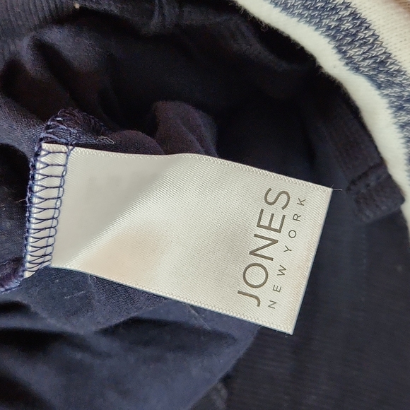 Jones New York Athletic Golf / Tennis Skort - Picture 10 of 11